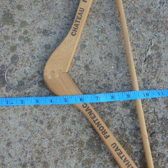 Vintage Chateau Frontenac Wood Hanger - Picture 11 of 11